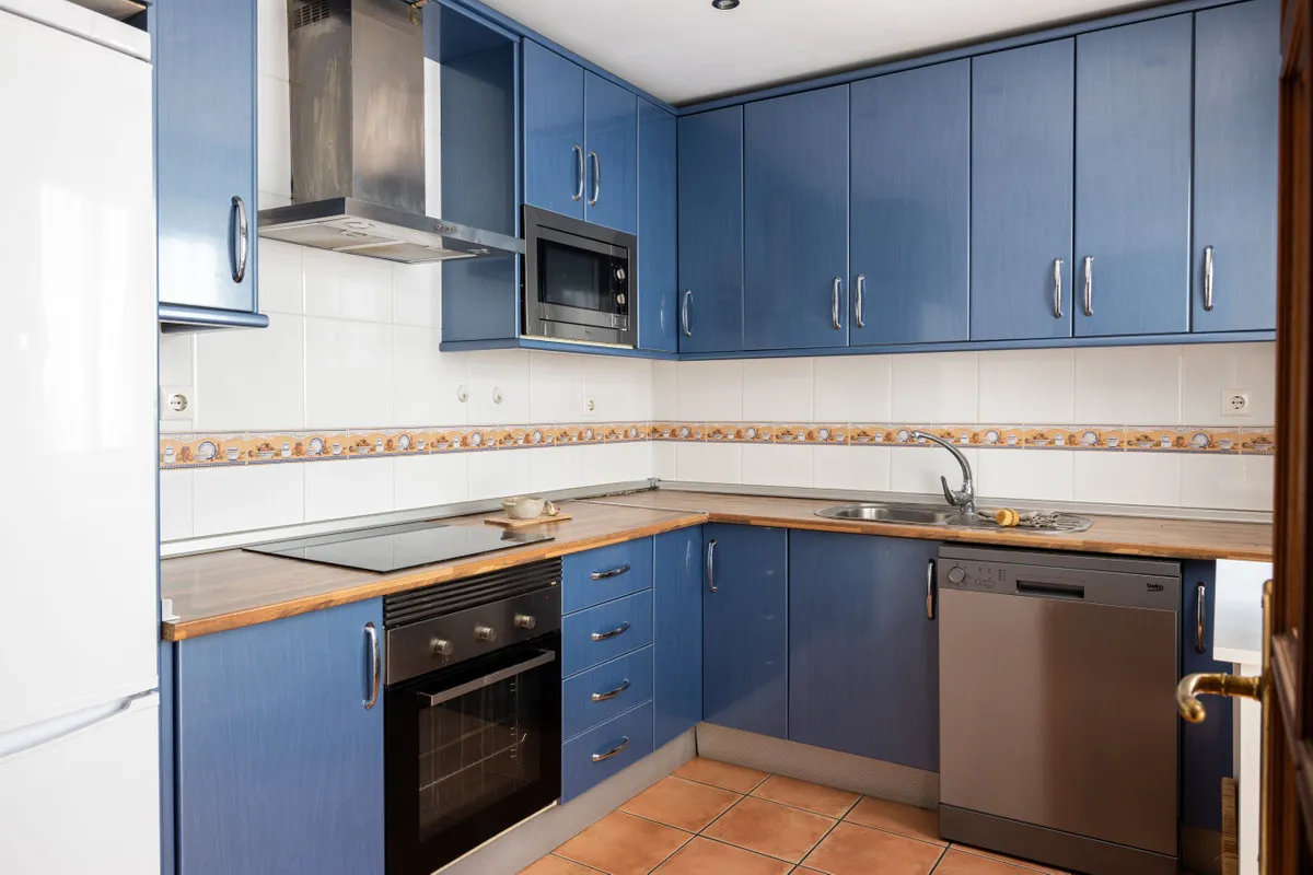 9ee5f56e-272e-460a-9ebe-eb3c10c5f815