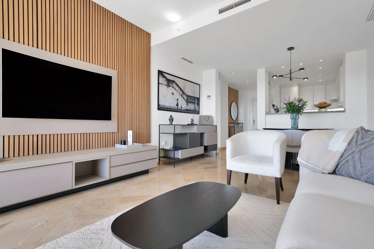 e65c13e3-9a94-4a2a-9b2b-055326ddc45b