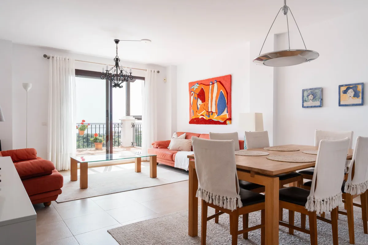 28a8647e-8186-457a-a4f6-c90dcb4cef57