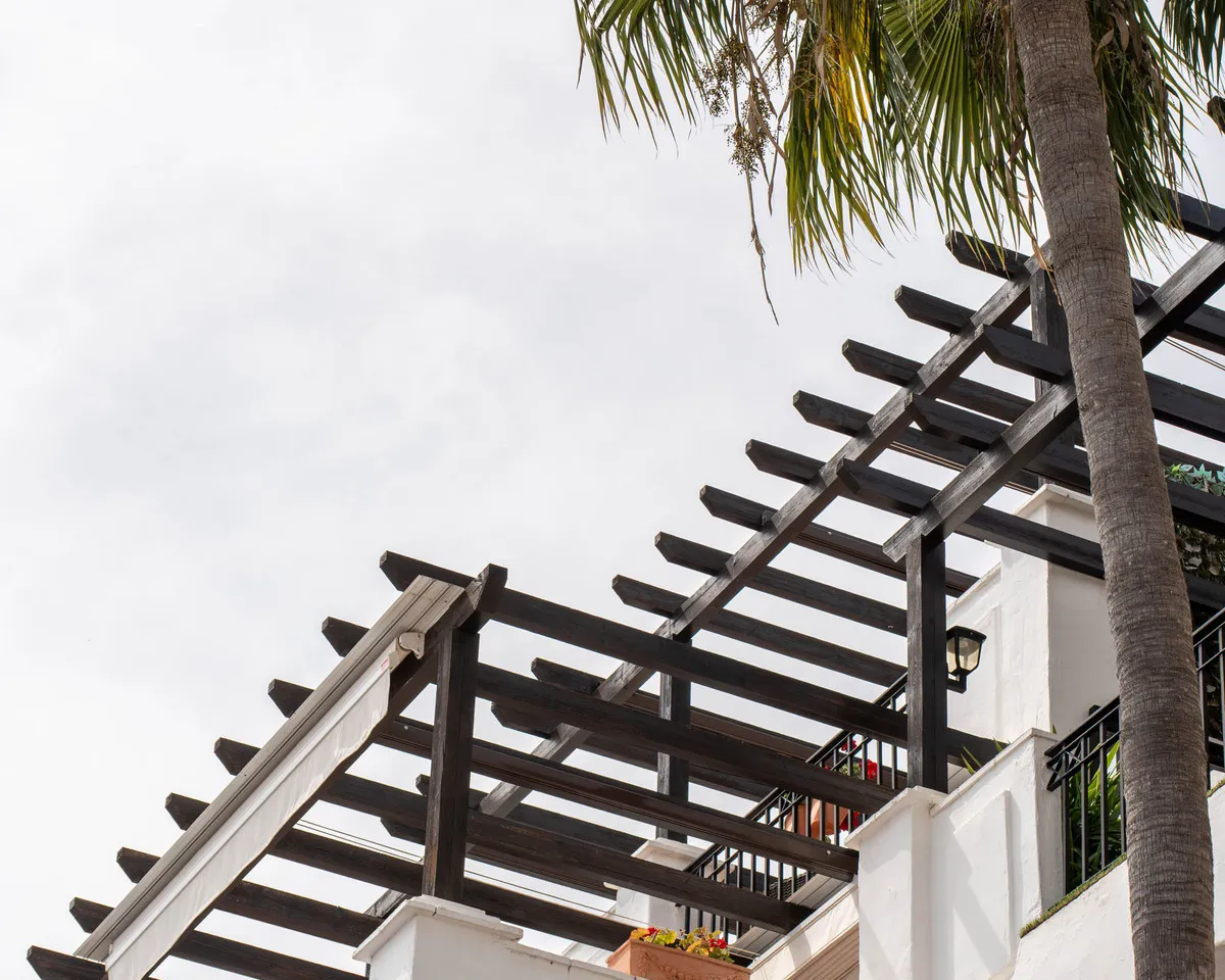 4d934c18-4503-40a8-8239-106a14c53c9b