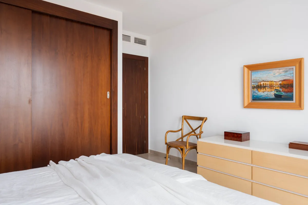 65dc305a-0add-435c-b852-4994b90d1cba