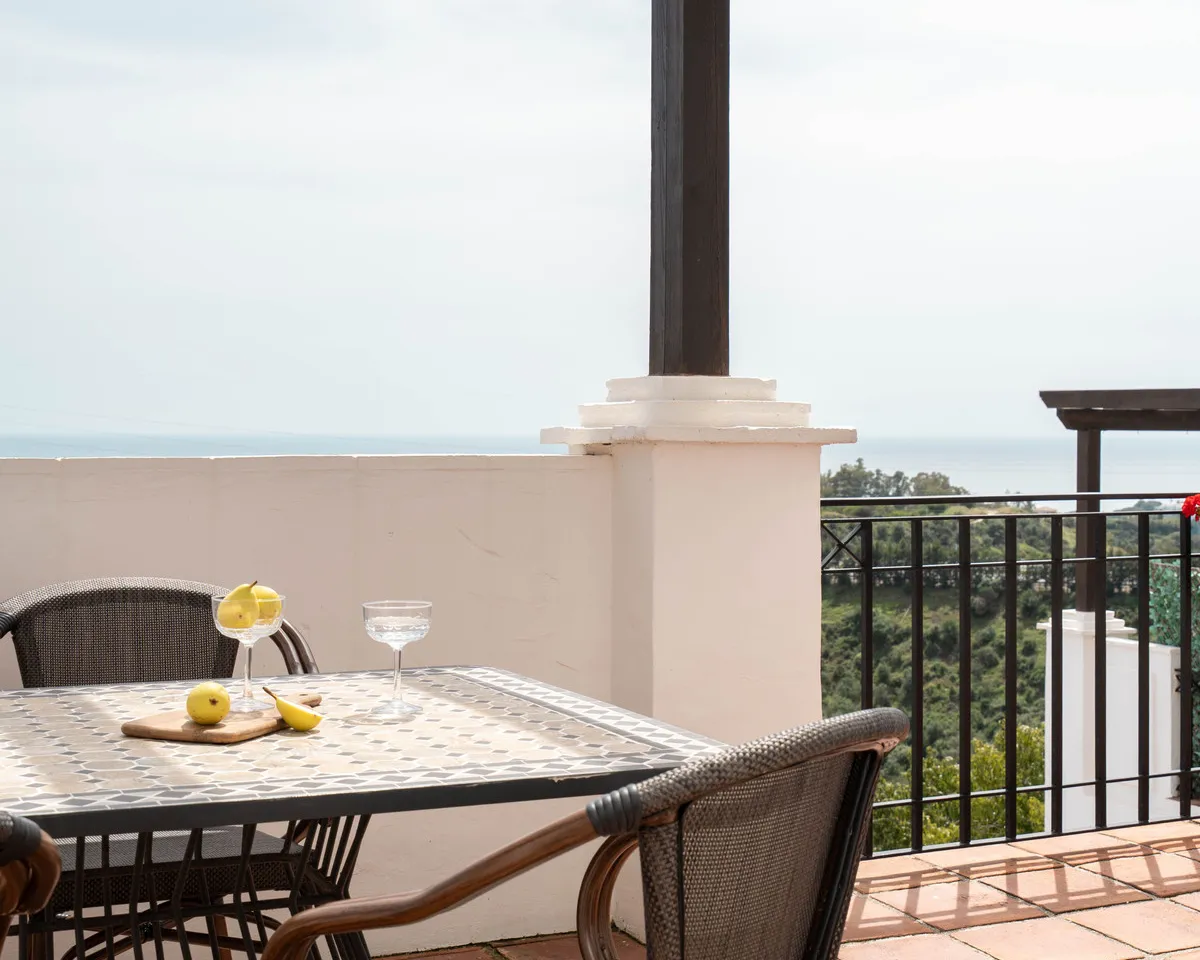 c84d687a-437c-40ef-b8d7-c7290c11293c