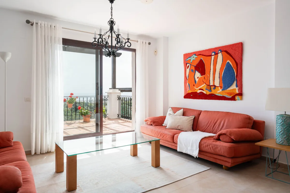 d4d50d97-18ca-4f0e-8b50-4fb8102046d4