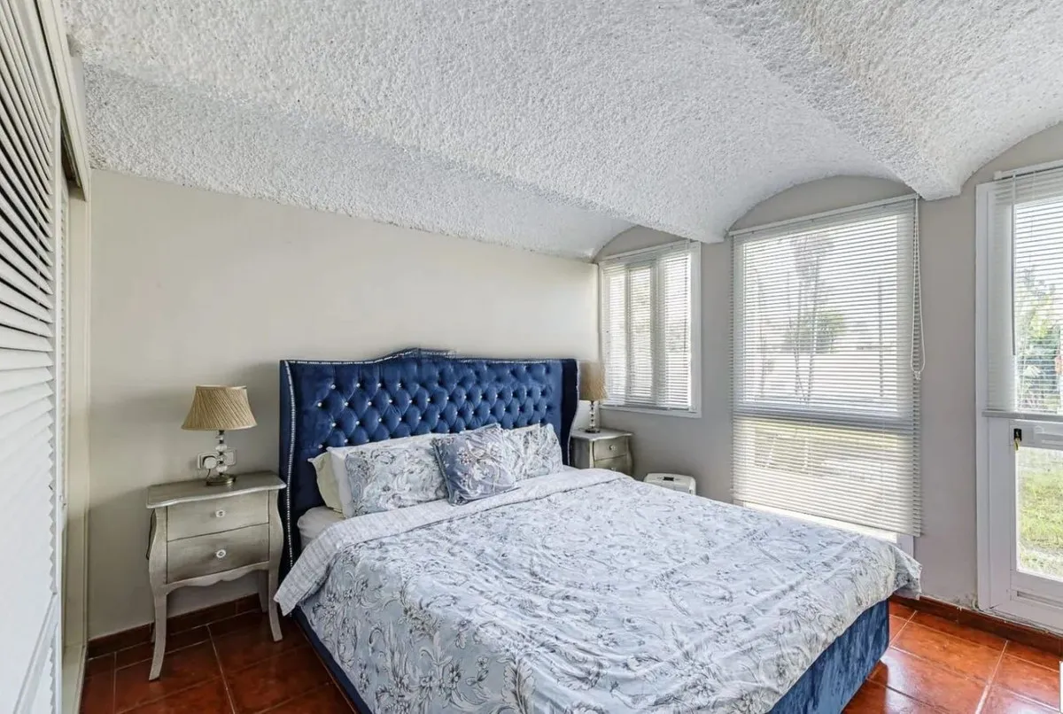 20c52f78-bf77-4120-93c2-cbd6d9fe318f