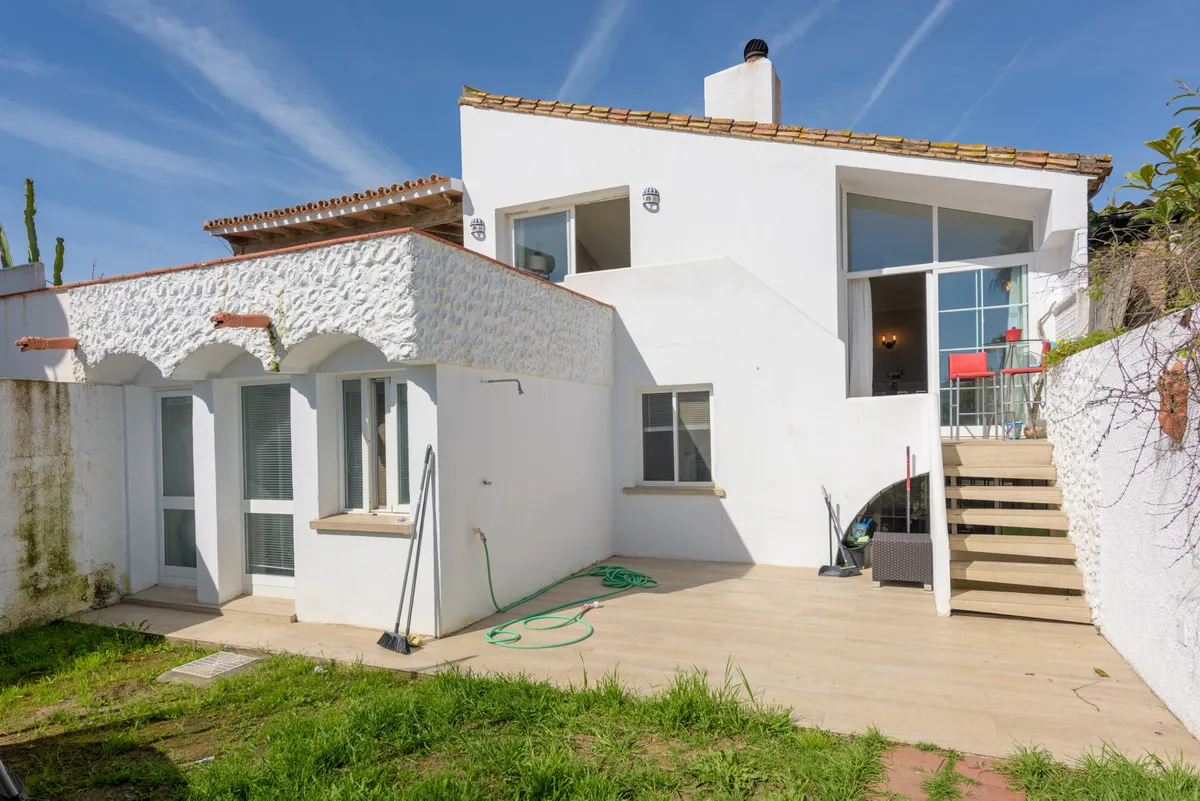 1461892b-f4f8-4645-982b-dd4c377ce6eb