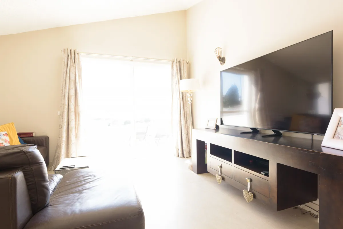 283645aa-d90a-4cb2-b4bb-94d29f5a9f3c