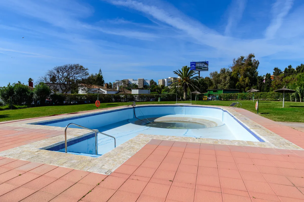 51efb9bd-d1bb-41cf-bb81-235fe4d63f39