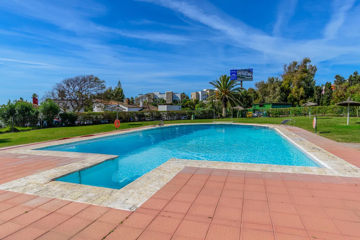 5a1f17e6-1b44-41b8-b8a6-cd29e0c96fb9