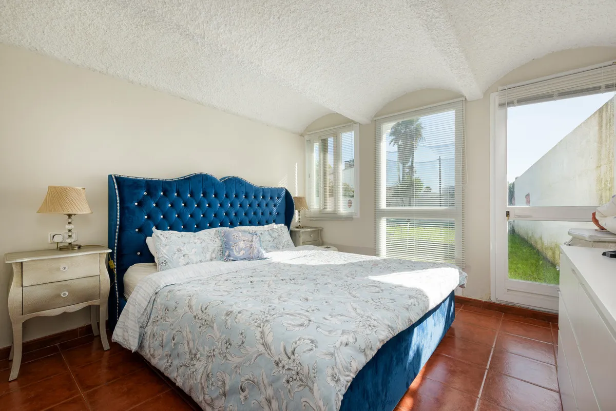 8fc172e7-0a05-4600-a576-814499c2a439