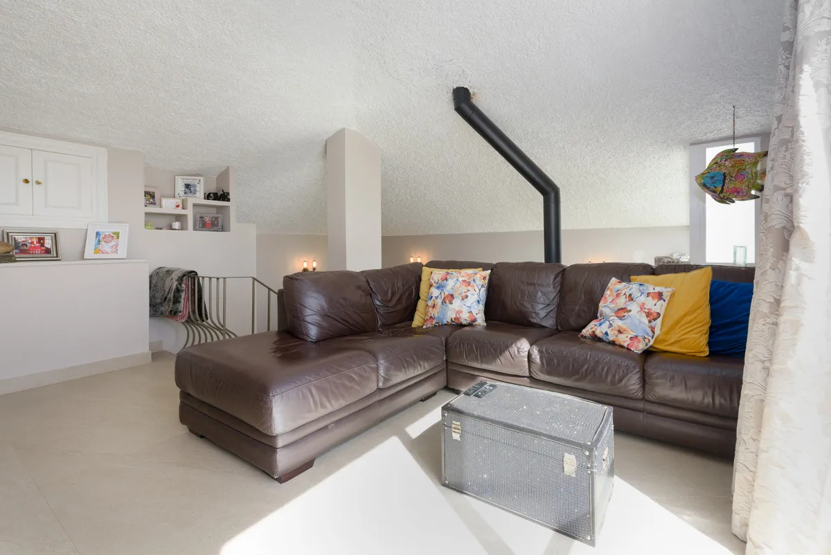 a8600eeb-59d7-4c20-802c-06f083065efc