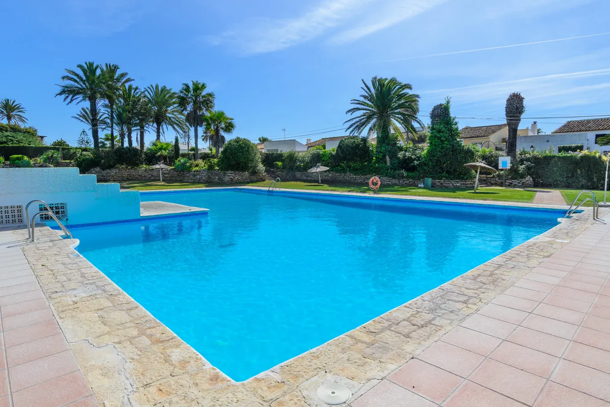 efa5c1f8-b8f5-4b14-8644-3c0819b20366