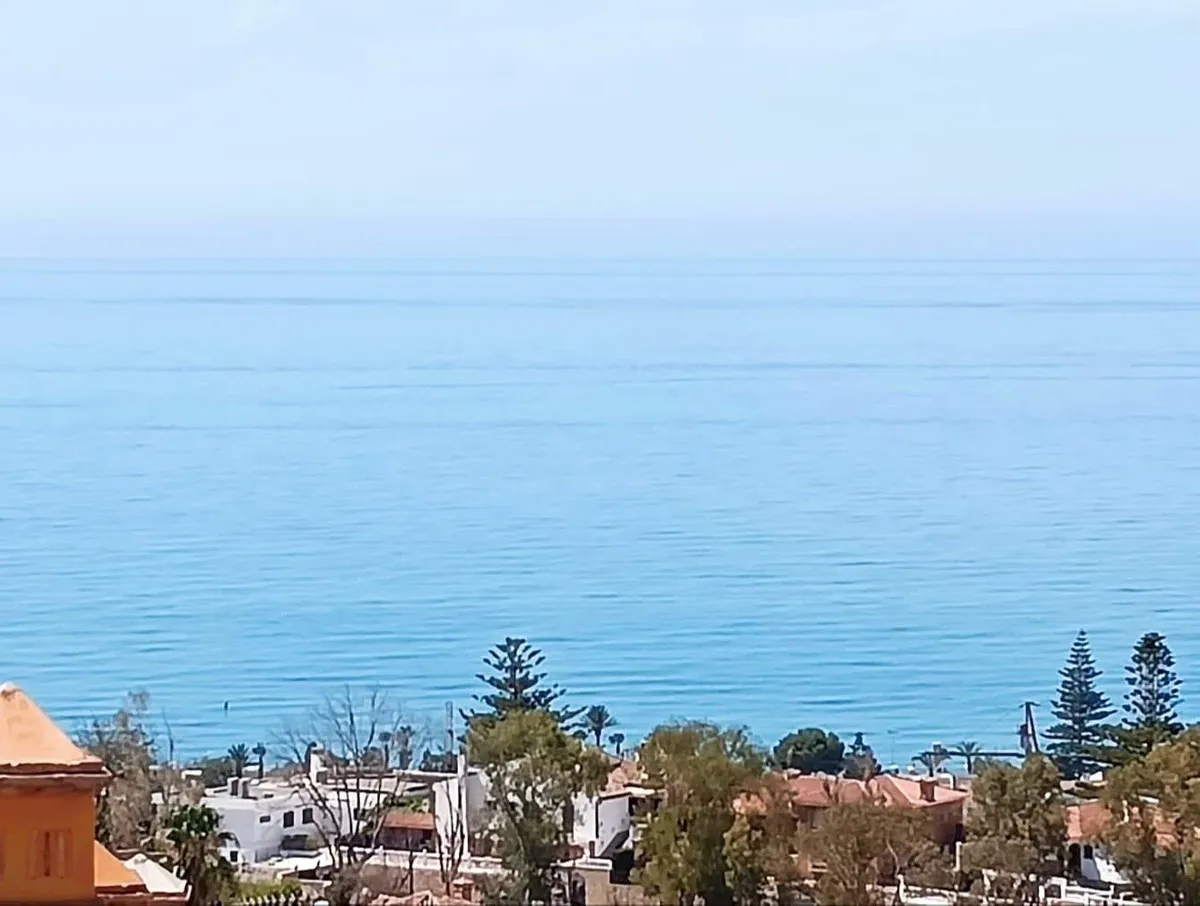 1aea9448-3786-4871-a30d-4780b94e2a27