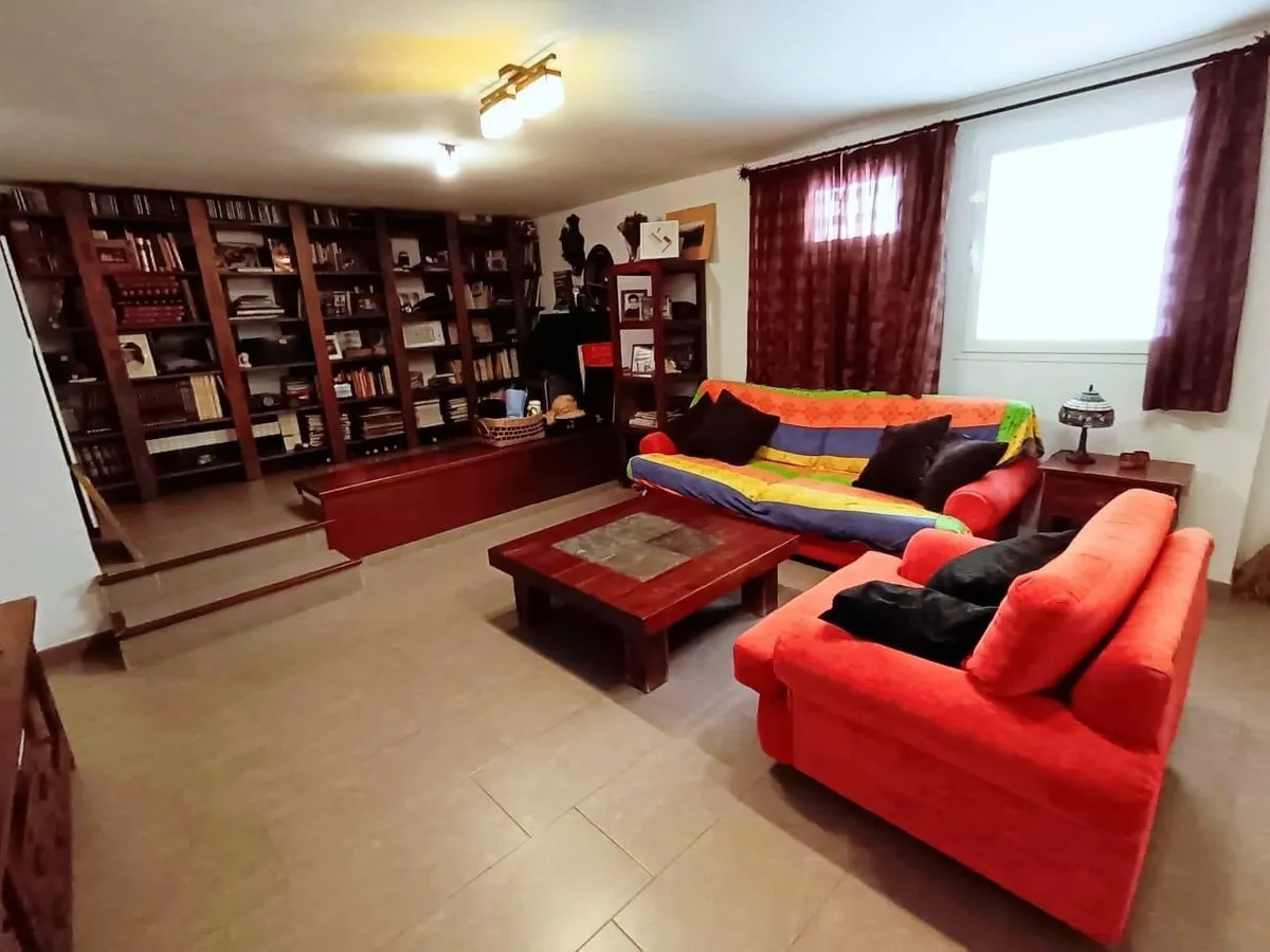 4f24dd1d-959a-4f19-960e-699c680975e0