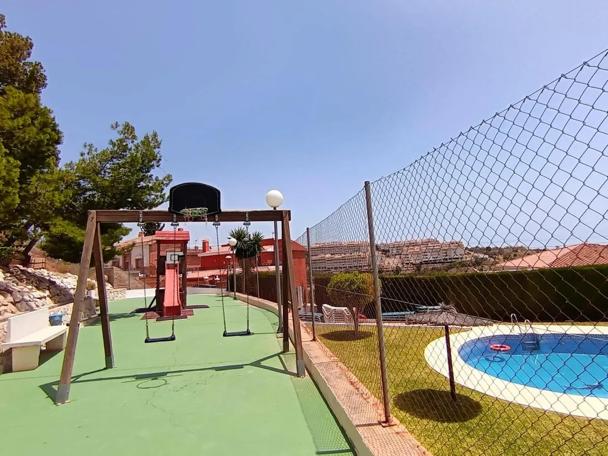 bd2b5f0f-7866-4997-90e8-e7cda9f8c575