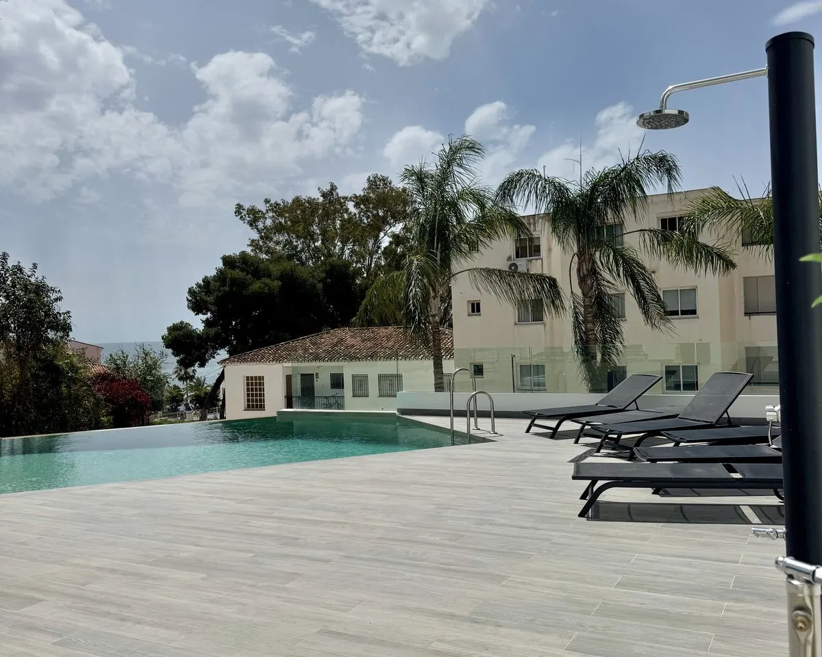 32fde221-20e0-4aa7-b78b-87e1bd44c368