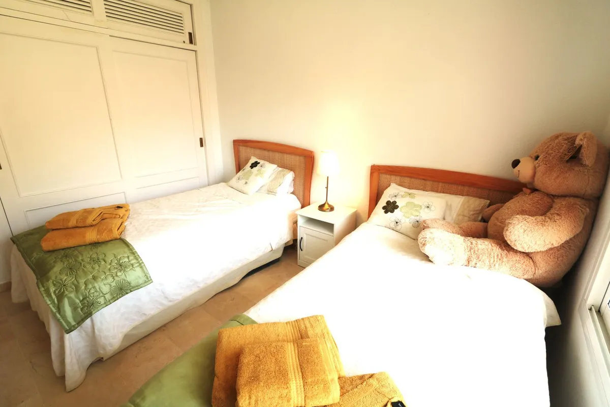 02f3cd42-a31c-4bc7-9493-5bd063f1fd8a