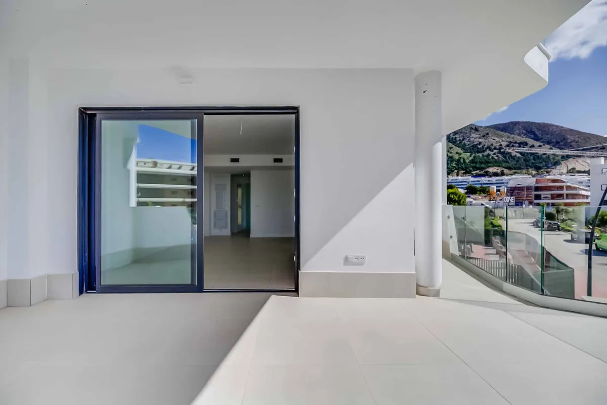 243e8c06-7a3e-4887-ae53-6feeb8b14137