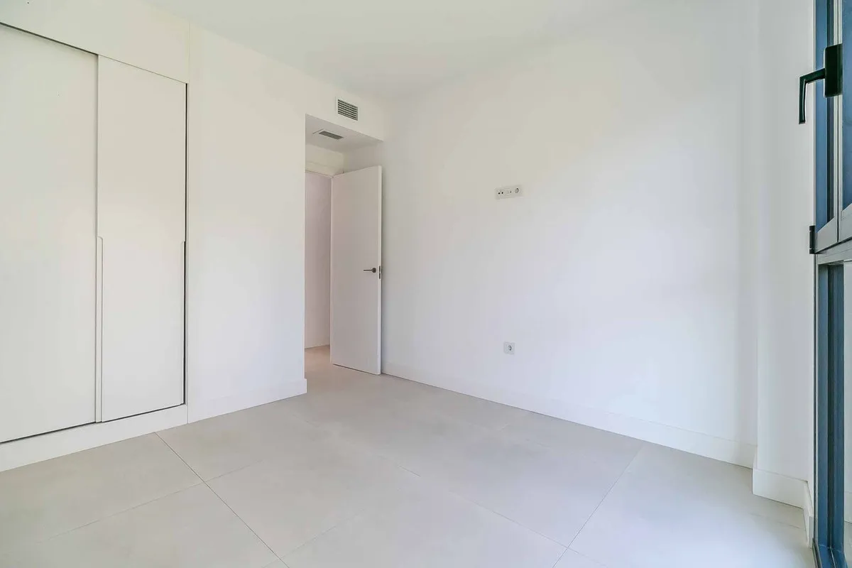 28469dde-3083-429e-b469-767783c31040