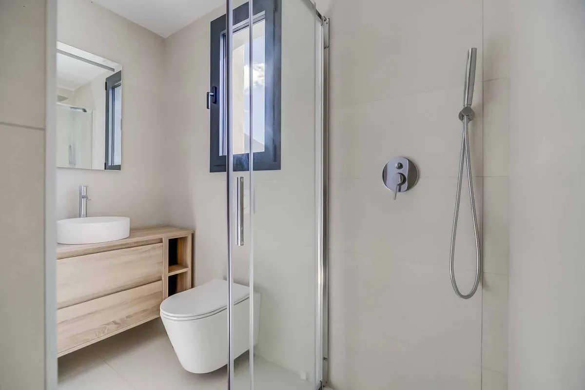 4a890b1d-1cb1-40a4-893f-664ef444b3e4