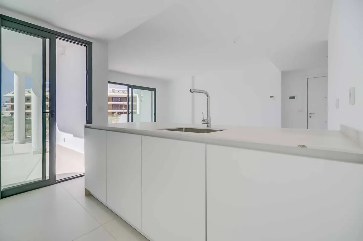 839d44dc-ae6a-4a0d-b015-82a42137fa8a