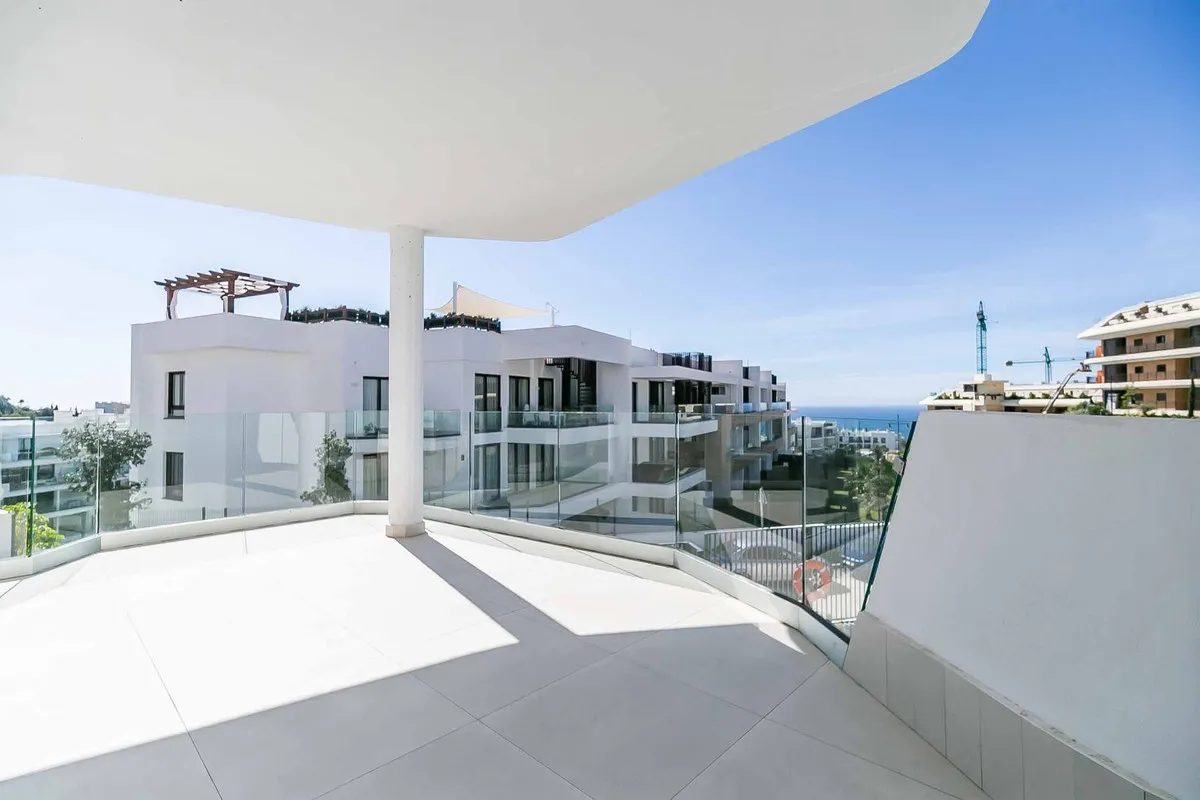 f81a0cf6-2c4f-465c-bf80-202fb6131cbc