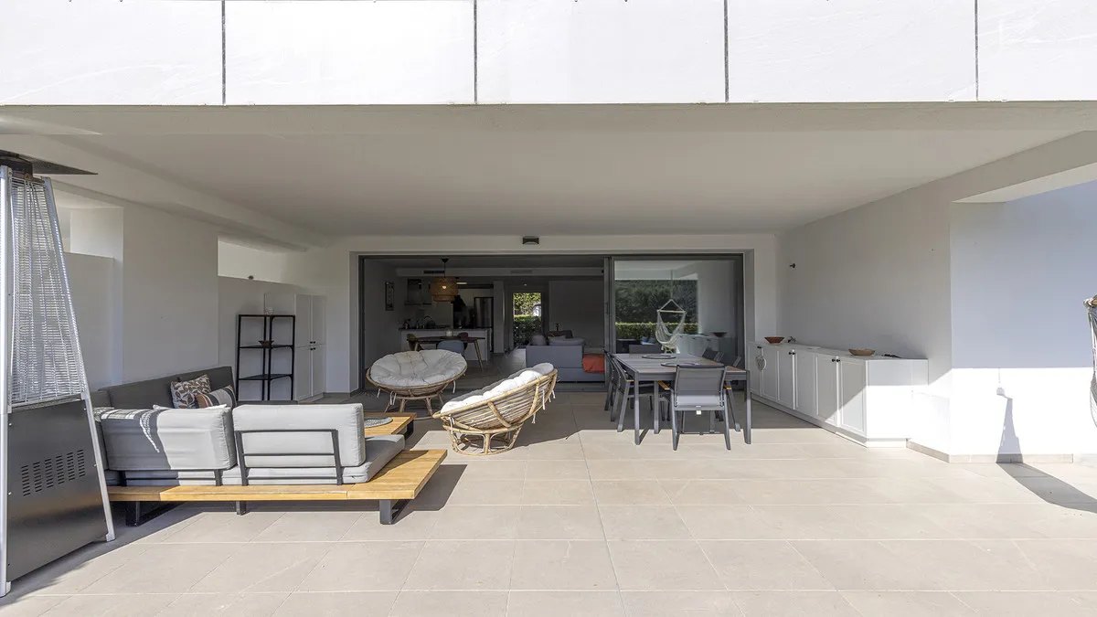 ae01eb17-65aa-49af-968b-b835d450cda2