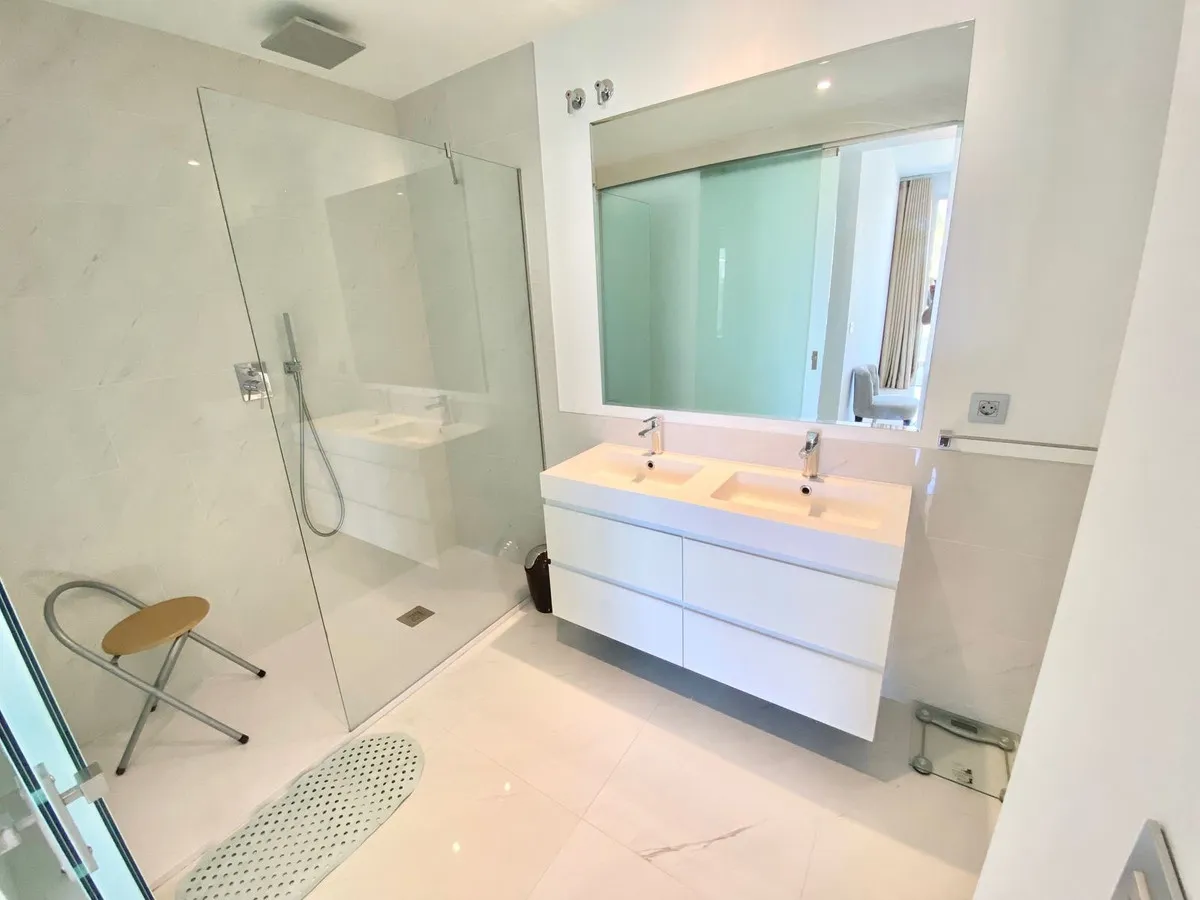 83cc06ca-238d-46a1-9ba3-9cfef01cdab7