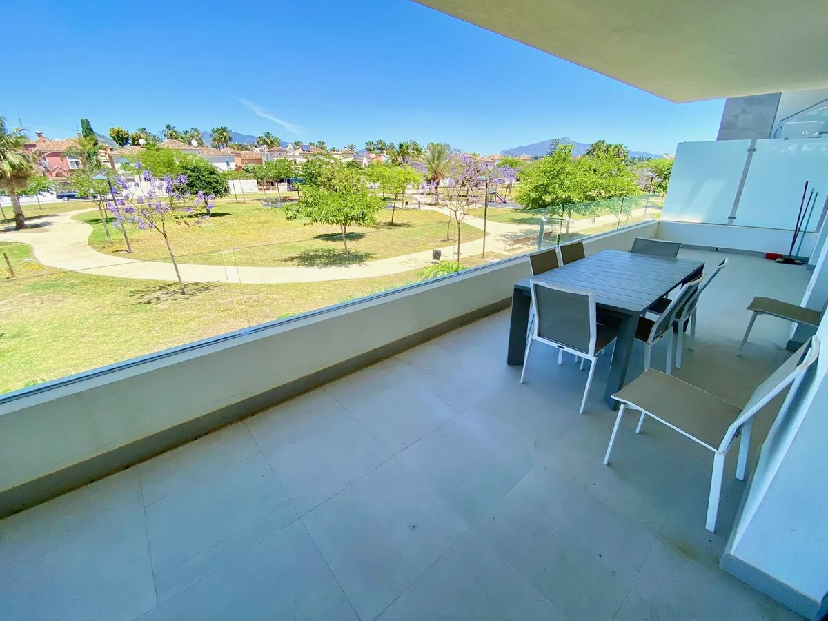 ac6107f0-4a93-41c2-a5c9-feb28a57b67b