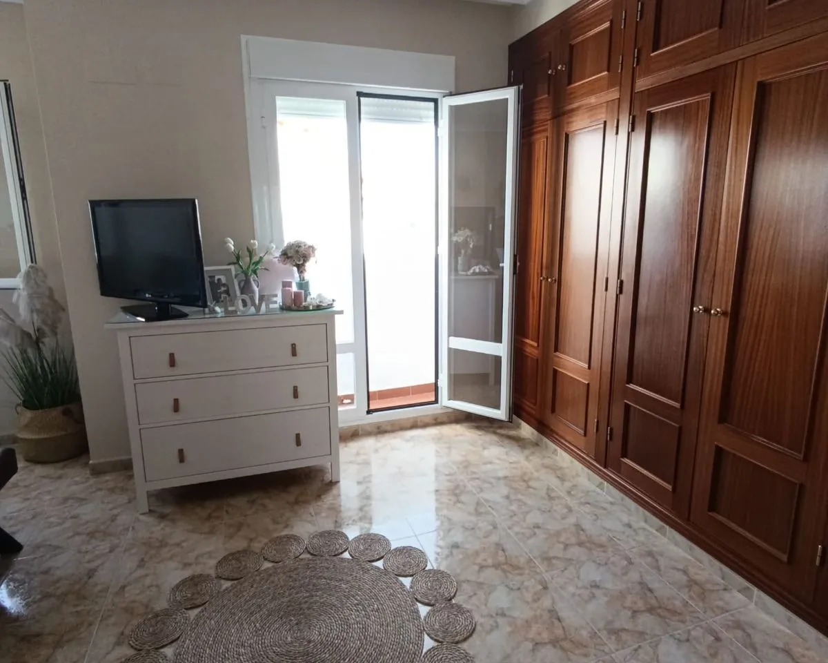 8e70f43b-520b-4327-a96c-0fbc938de777