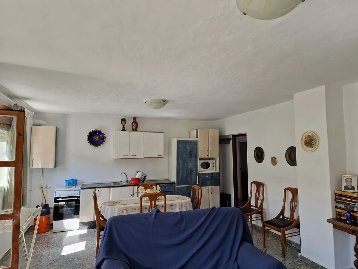 15cb82e9-85b5-4651-8189-97c4c1081e0f