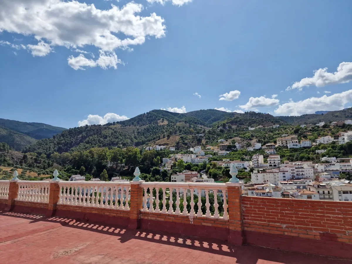 5510d595-a06e-403e-b49a-40cad6a9382a