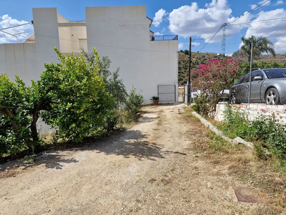 96b8ef14-7b66-466a-9065-5928bb0839ac