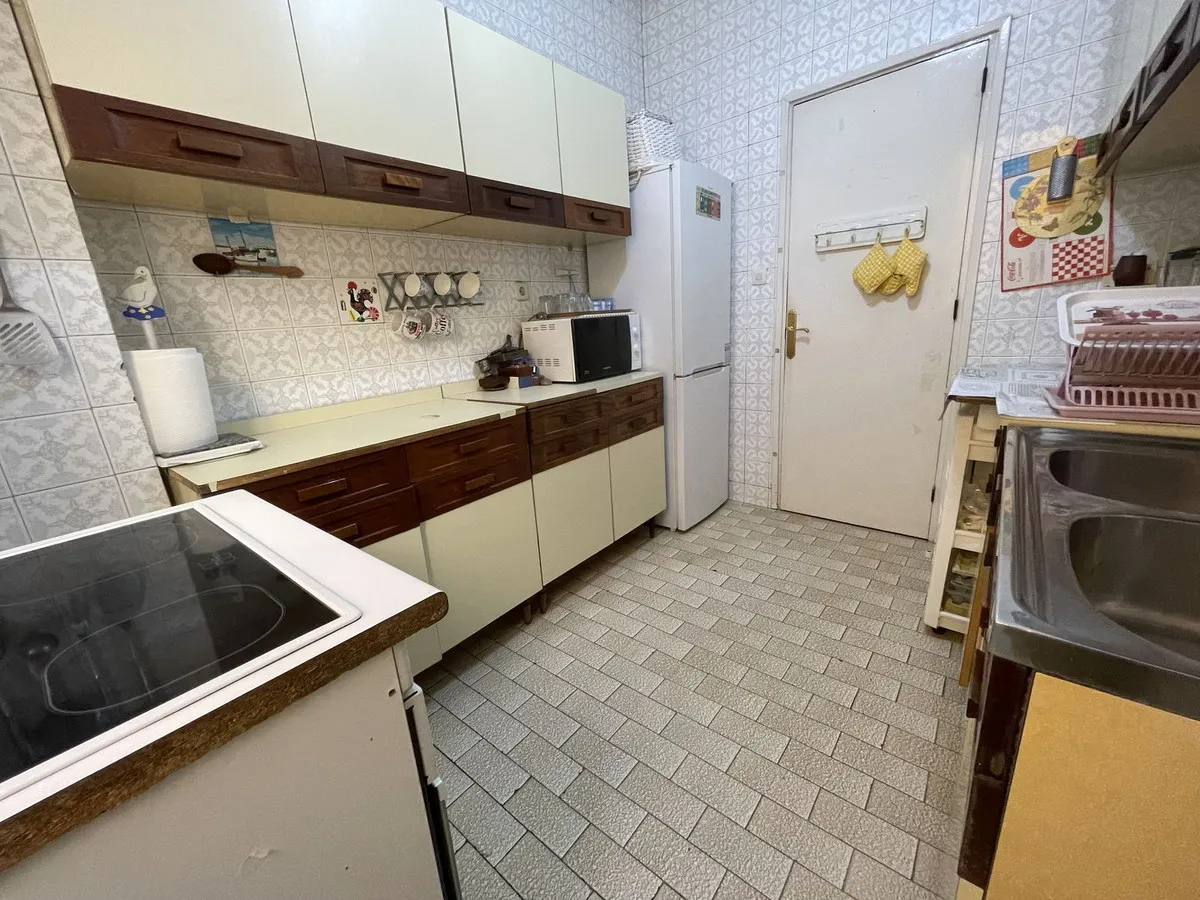 0dfd0b3e-269e-4f6f-982e-c6256bc53e88