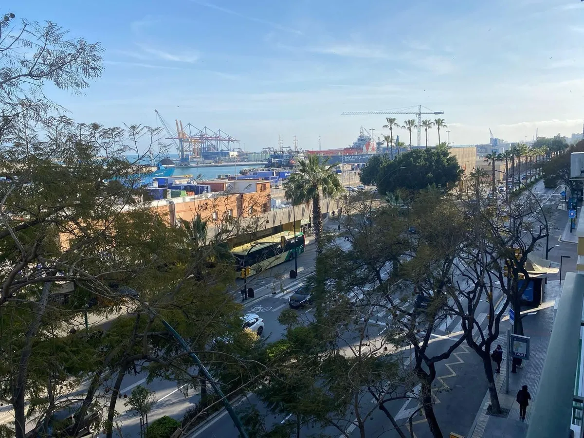 8941eb3c-25e5-4bd4-83f3-af1596035b7d