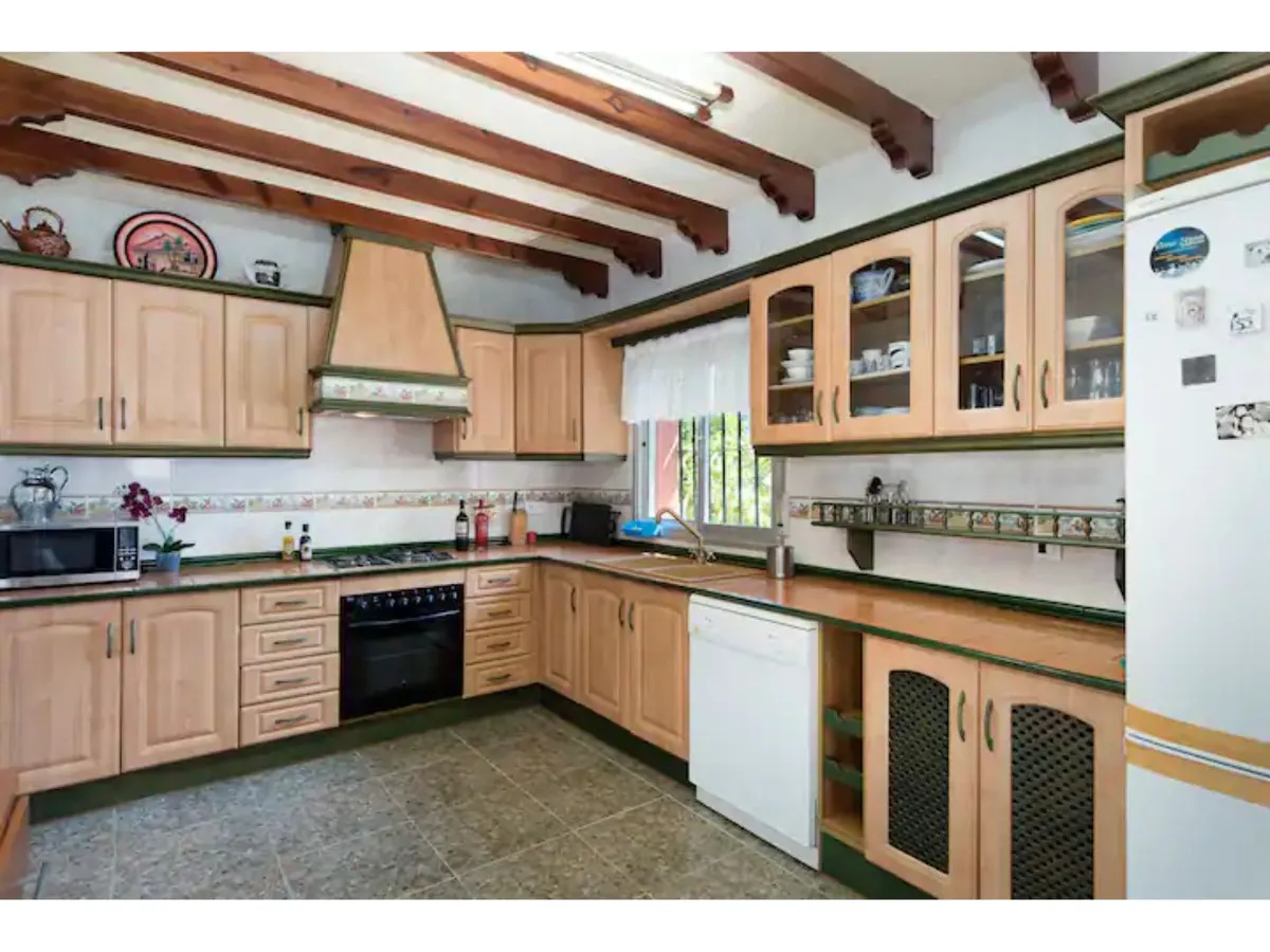 522b1fe5-402b-420c-88e5-525857be1c15