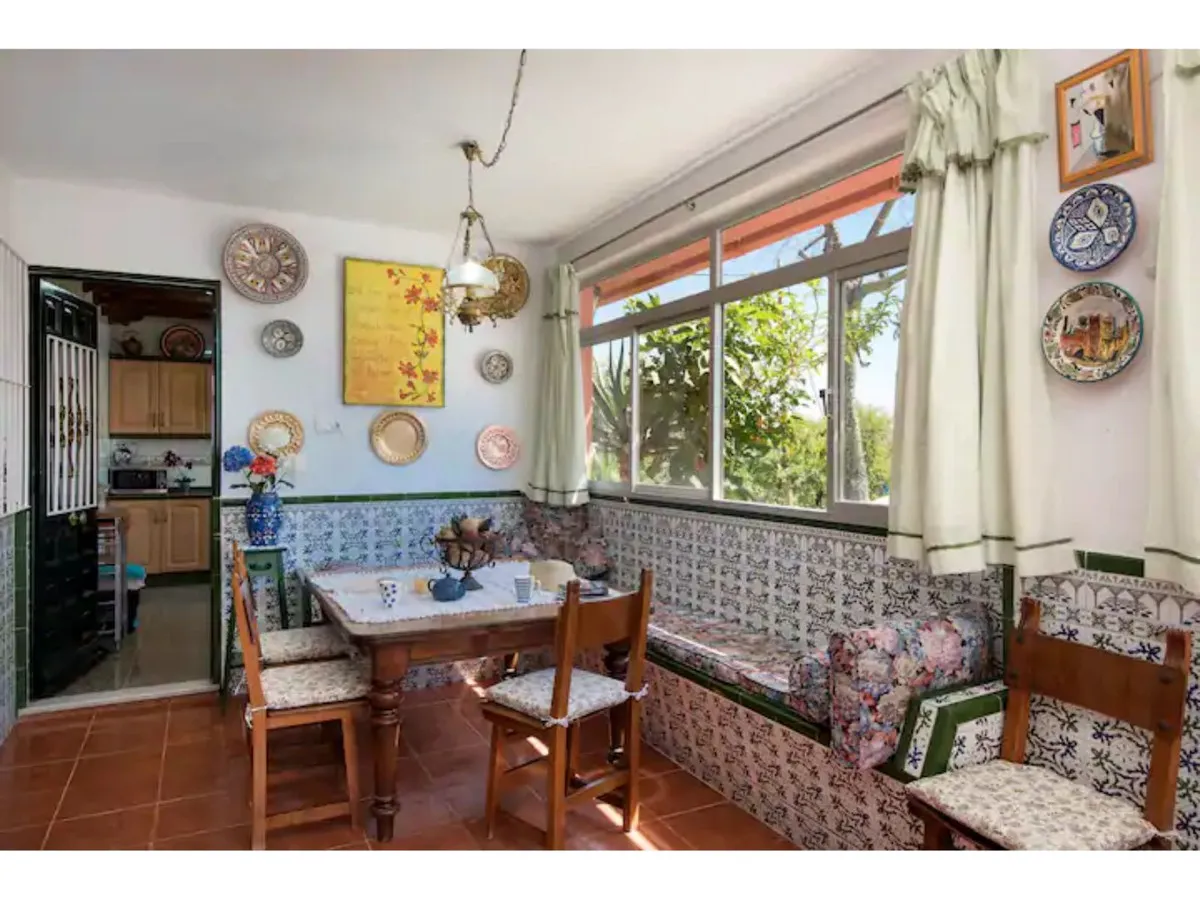 c7af3e87-877a-4aae-898f-74ba08f3b897