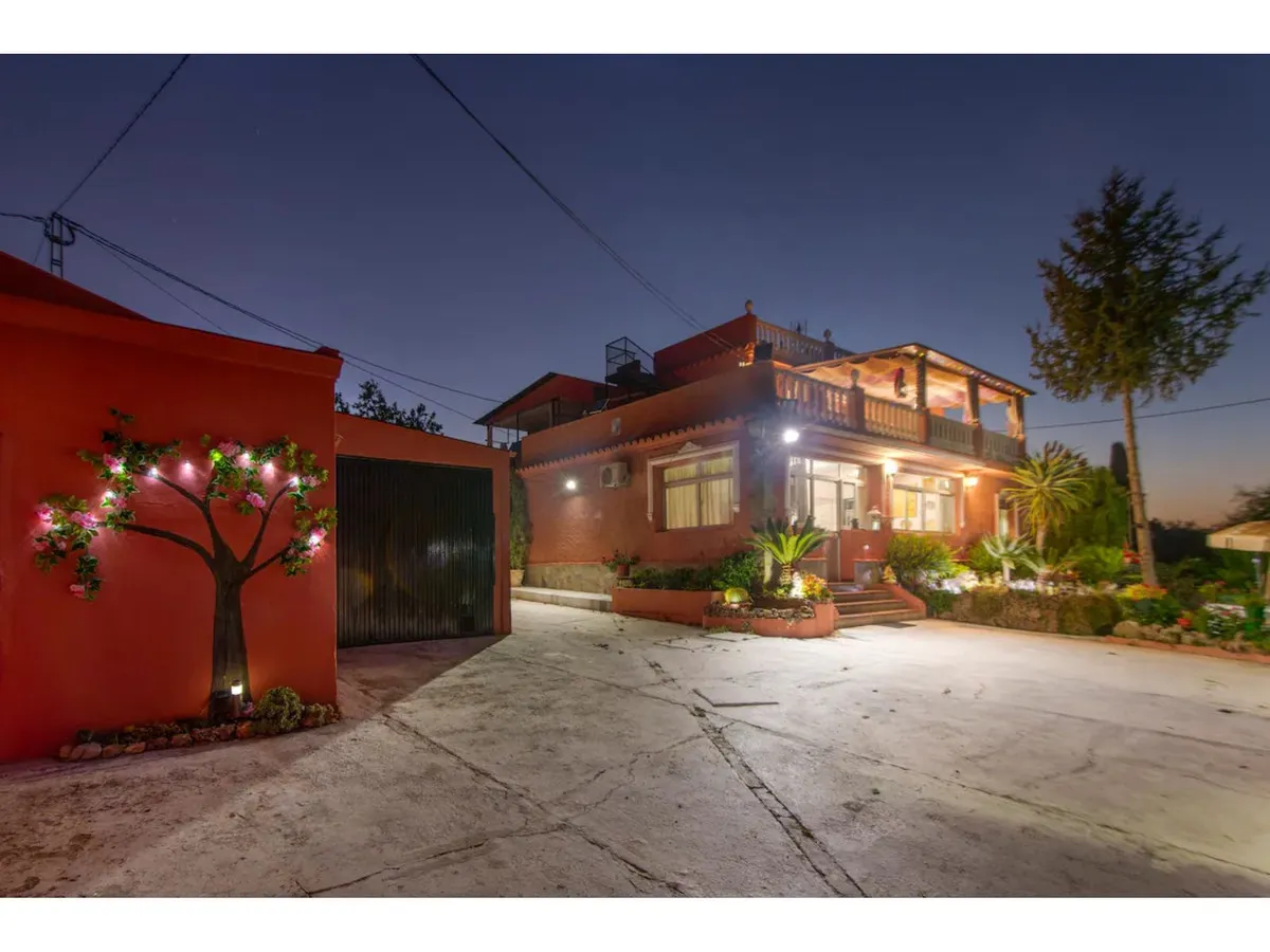 e070c243-a0fd-4bd3-8987-2ab1e43a7c37