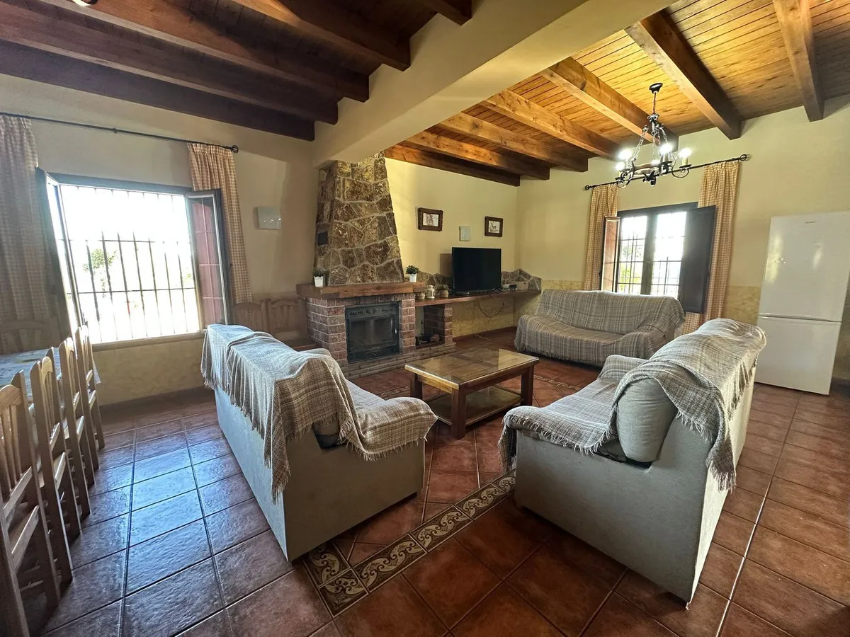 2221cbca-8f4d-4040-81a0-e1b1176aa27d