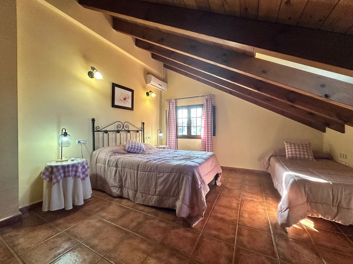 2b7829dd-083f-4349-9966-e7a69d2cff46