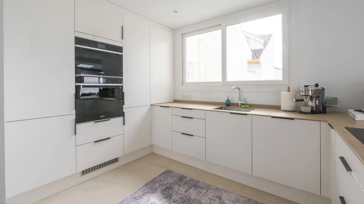 1008ad87-9fe7-4ce1-a91c-54e9b08a0e00