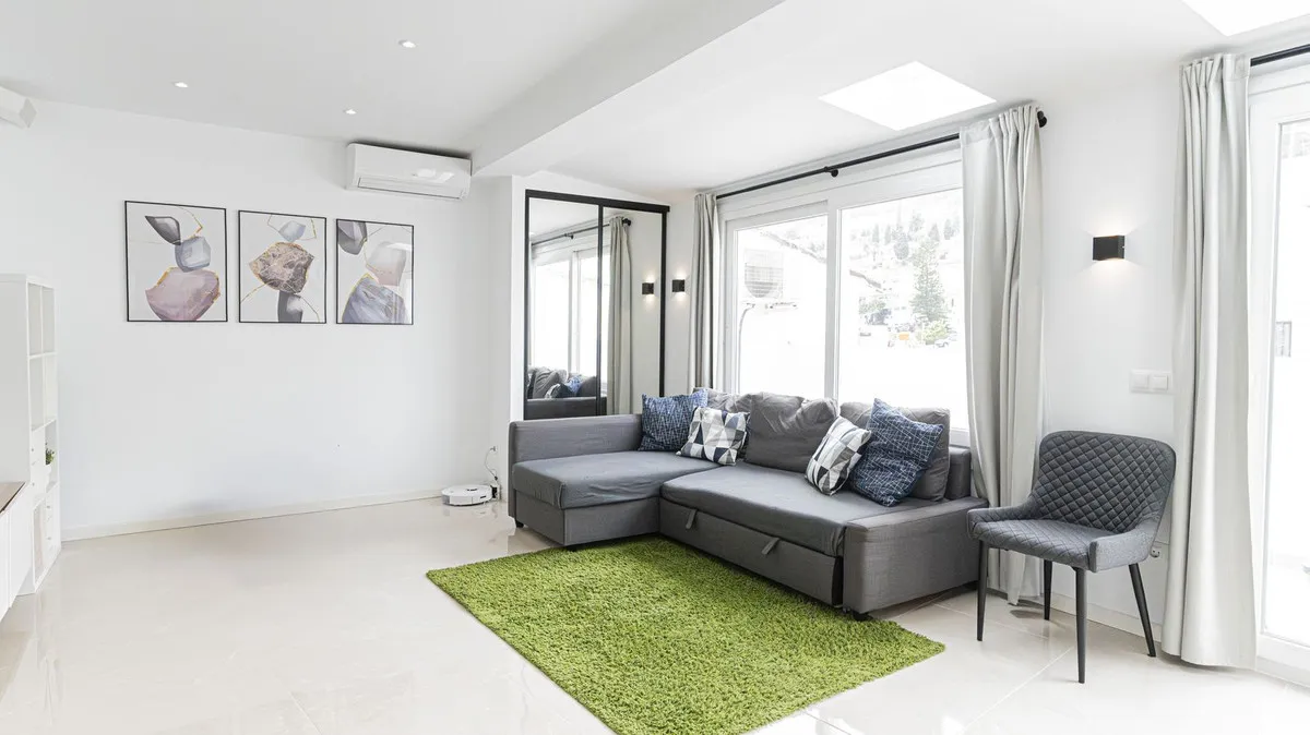 7c26329a-b0fc-49c7-b1bb-e783c6265aee