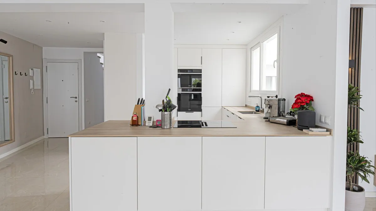 93377aac-a350-4786-b1c9-f9dadbcc9b60