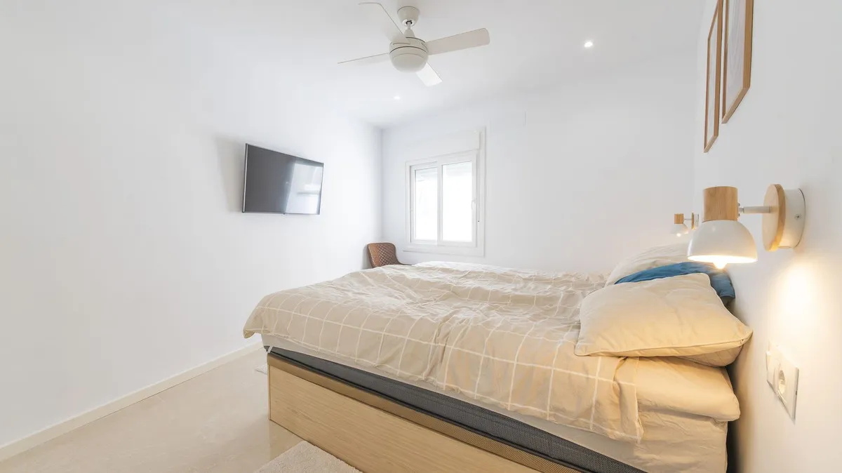 cad9db11-a54b-4ded-be6c-2e7869f6aeb1