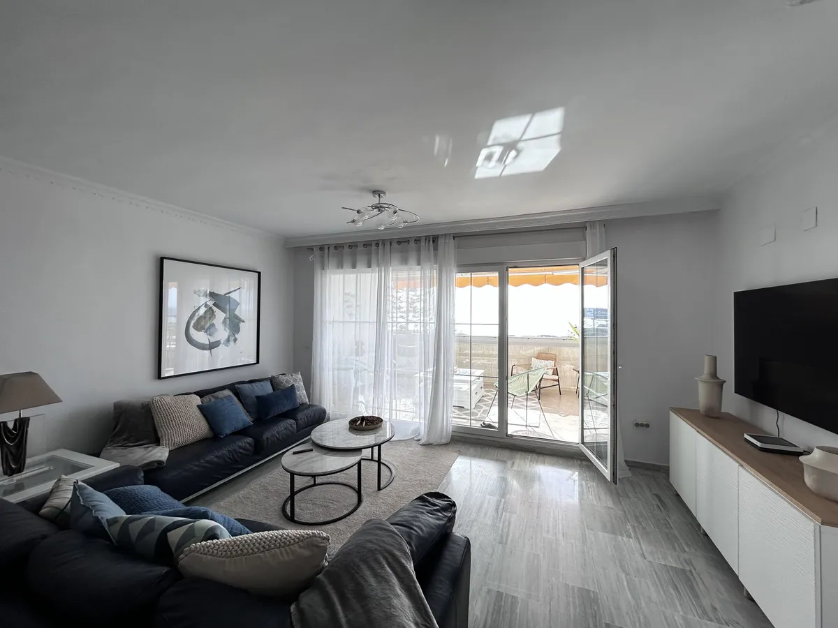 c5428235-dd86-4a55-831c-7a0d1390cb0d