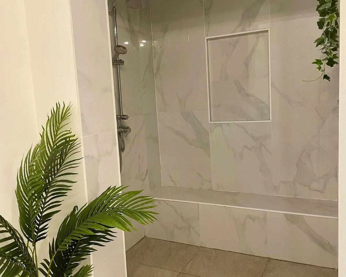 2434c73d-2ed6-47e5-9861-4658ce82970c