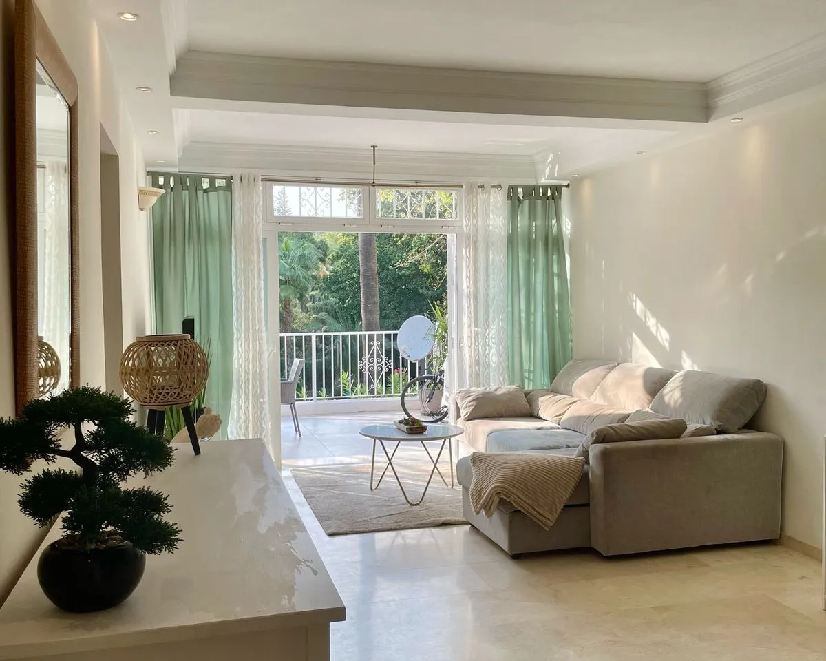 2b47536b-e742-449f-9272-267f56d03265