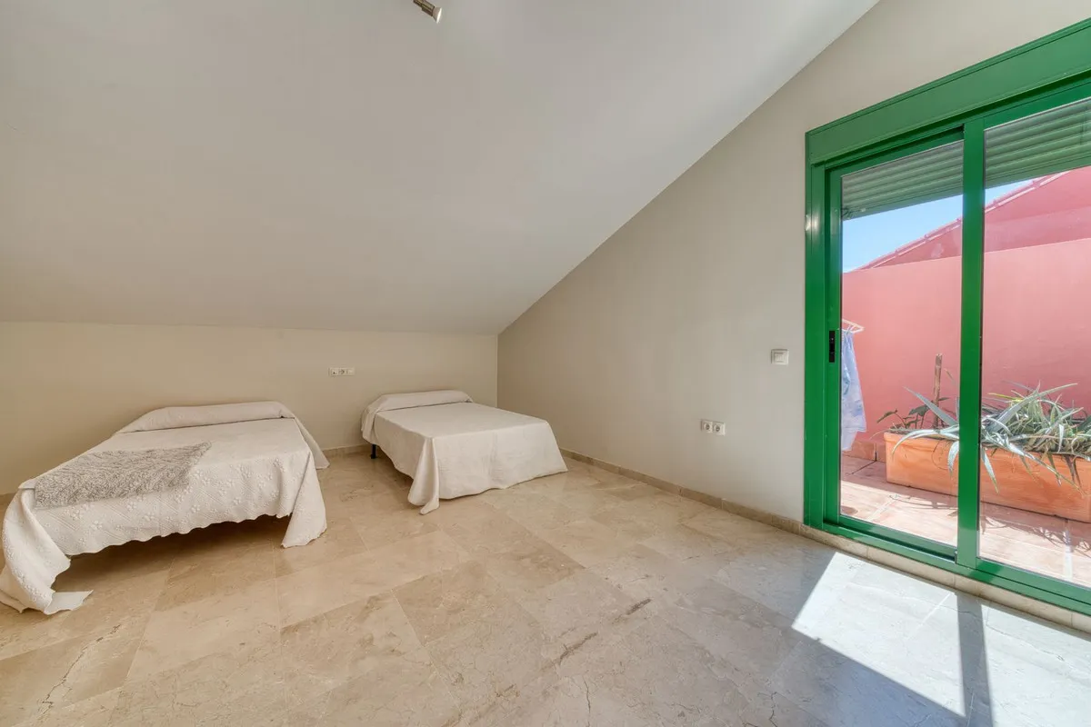 bd715638-6c0a-4004-bb8d-576e9f927e44