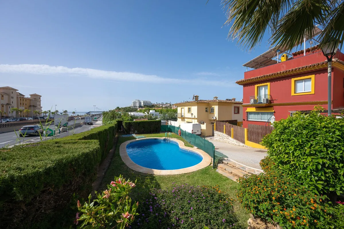 4109d73e-ad73-4b4a-9c62-ba7209663394