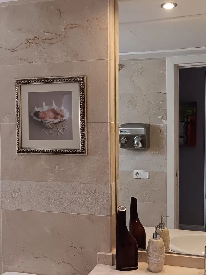 2e12d9a1-b696-4372-a77e-cac0f3afc091