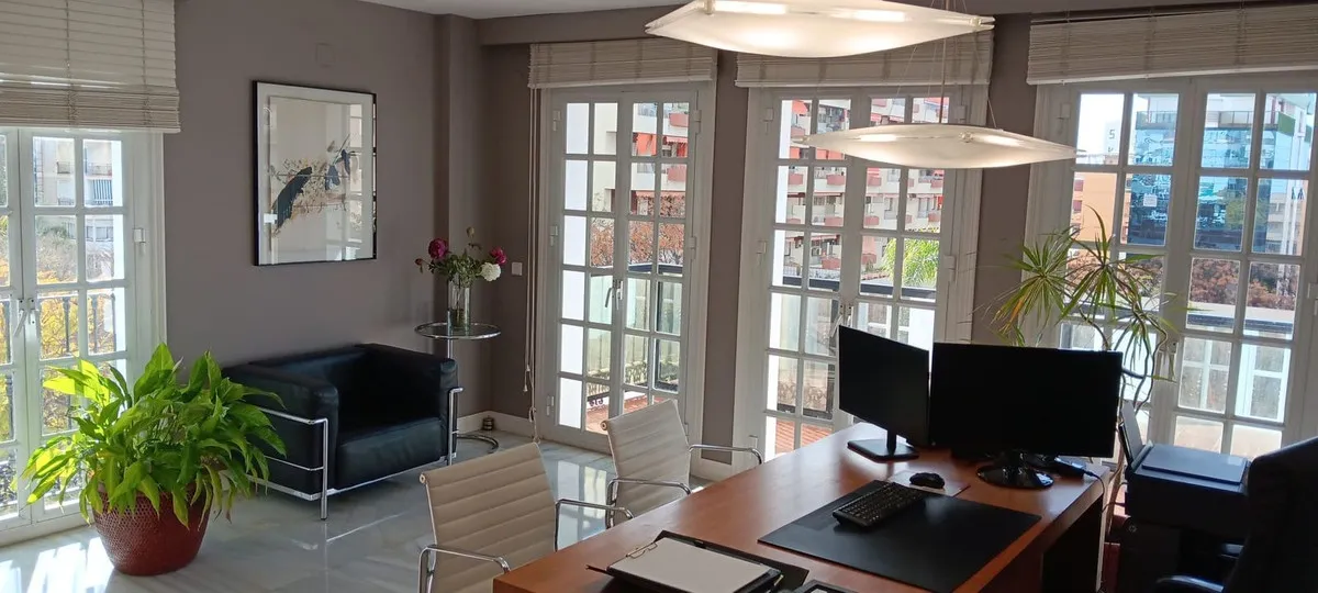 56cd32e2-cabe-46ca-98d8-f5d96ea9021a